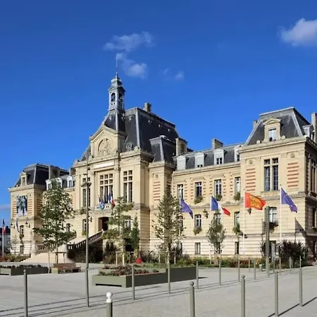 App 3 - T2 Calme Et Lumineux Hyper-Centre 5Min De La Gare Apartment Evreux Exterior photo